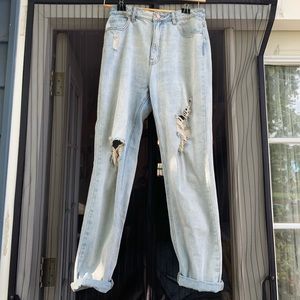 BDG High-Waisted Mom Jean